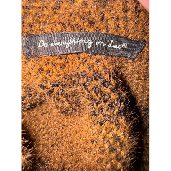 Do Everything In Love Brown Black Tiger Stripe Fuzzy Poncho One Size - Picture 6 of 7
